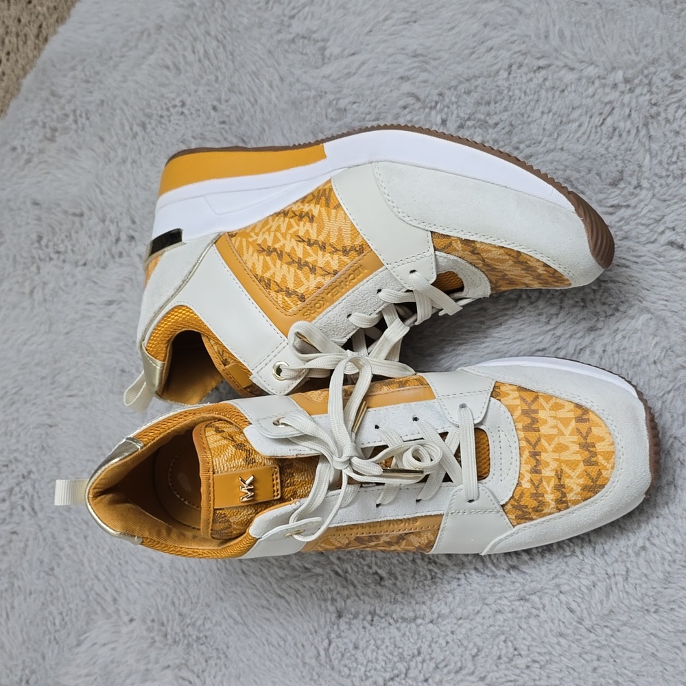 Michael Kors Yellow Sneakers sz 9.5